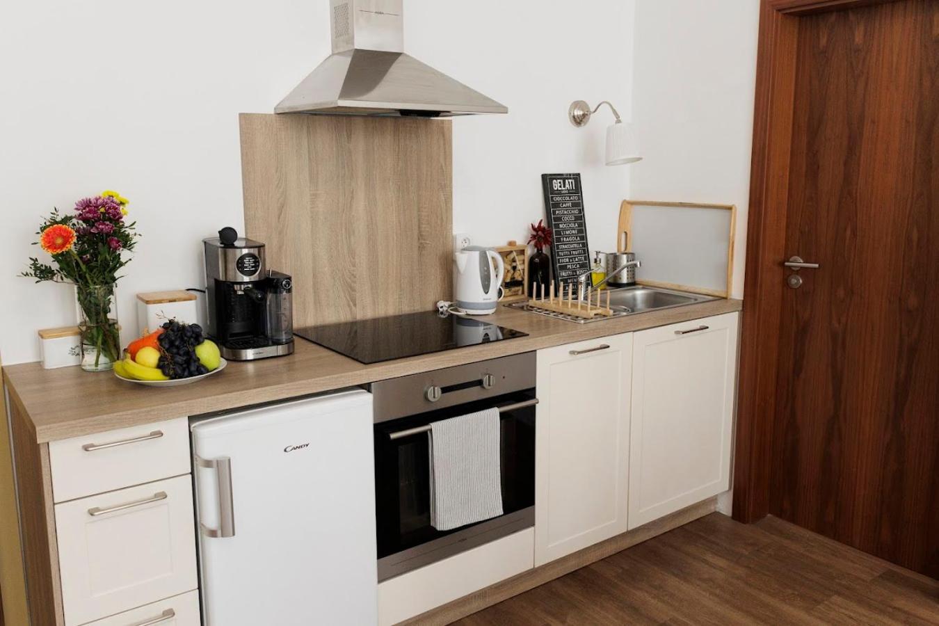 Diamond Residence In Old Town With Free Parking Bratislava Exterior foto